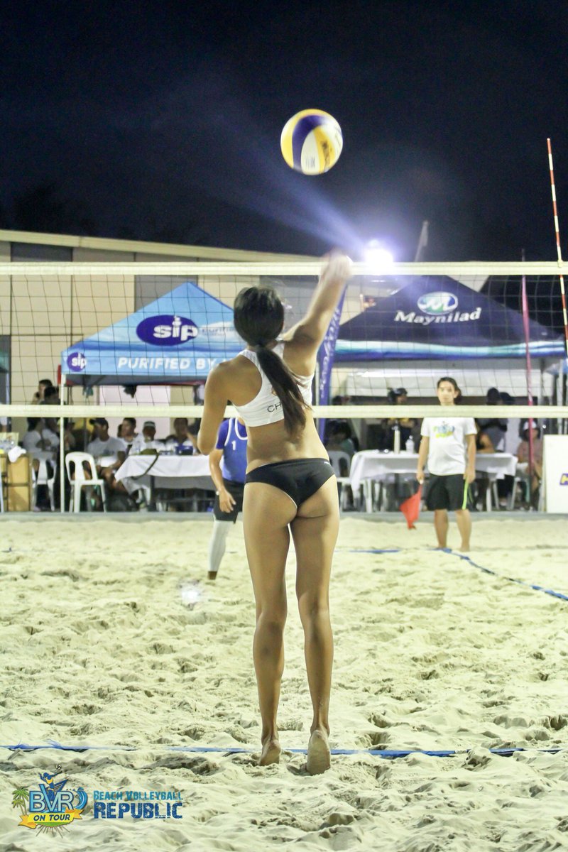 itscharosoriano's tweet photo. Missing the 🏐 life, honestly. 🍑
#BVRDecemberOpen
@bvr_ph https://t.co/vr9wcIc7QV