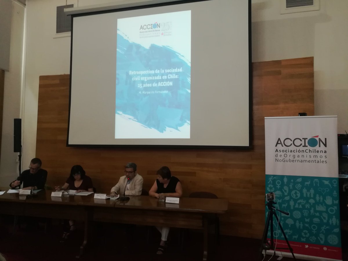 ACCIONdeONGs's tweet photo. #Retrospectiva
#25AñosdeACCIÓN
Ya comenzamos!!! Miguel Santibañez introduce el debate con una mirada panorámica del rol de las organizaciones de la sociedad civil organizada. https://t.co/0j6bOZf3PO