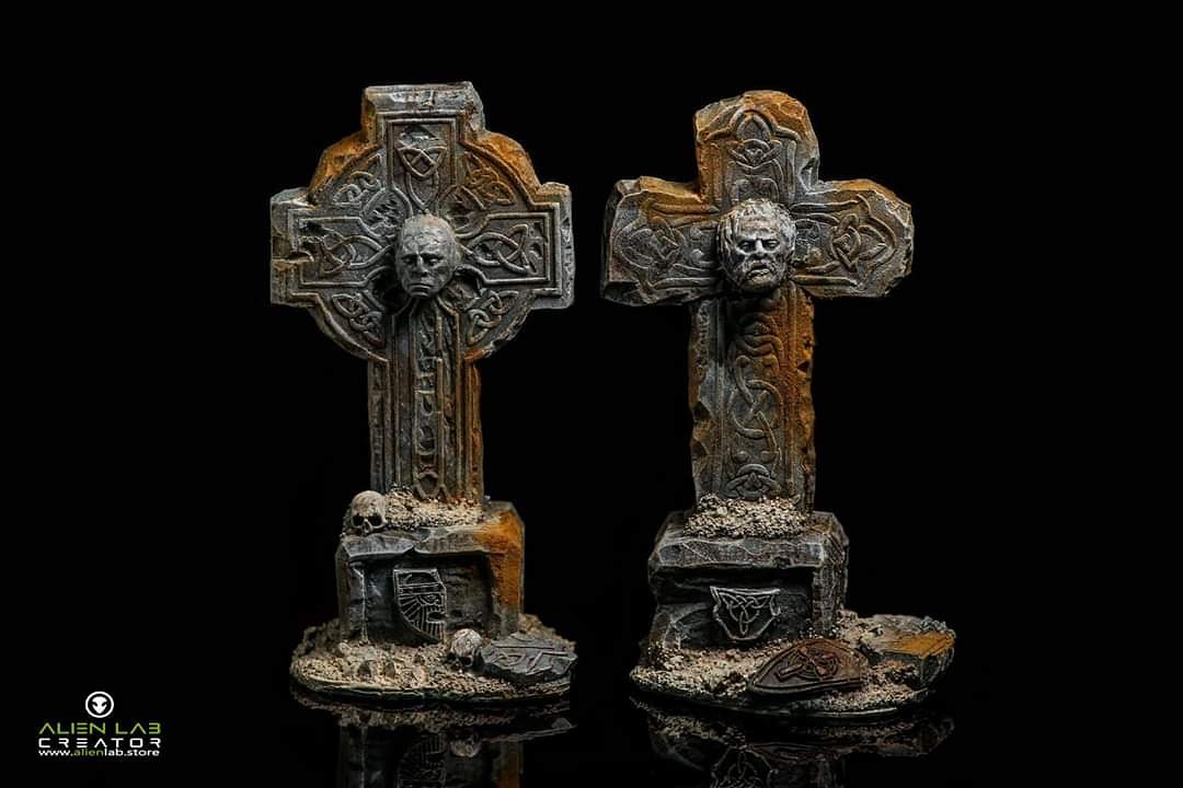 JacekSwinoga84's tweet photo. Hello All, my new project finished :). I invite you to look at the pictures. PERUN SLAVIC MONUMENT and CELTIC CROSS :)
#miniaturebases #scenerybases #battlebases #alienlab #alienlabcreator #bases #wargames #wargaming #tabletopgames #roundbases #warhammer40k #40k https://t.co/zRyGDQqEQp