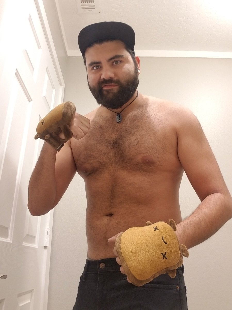 robinhood8in's tweet photo. Tumblr's got me in a fighting mood! Hahaha hit me up if you want to trade "blows" or maybe just take a few "punches?" Hahaha https://t.co/ZgElmiS9ps