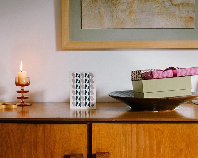 esmewinter's tweet image. A moment of calm before the Christmas rush.

Our last dates for UK Christmas Delivery –

Royal Mail:
Tuesday 18th

Express:
Wednesday 20th

#esmewinter ift.tt/2EqOae4