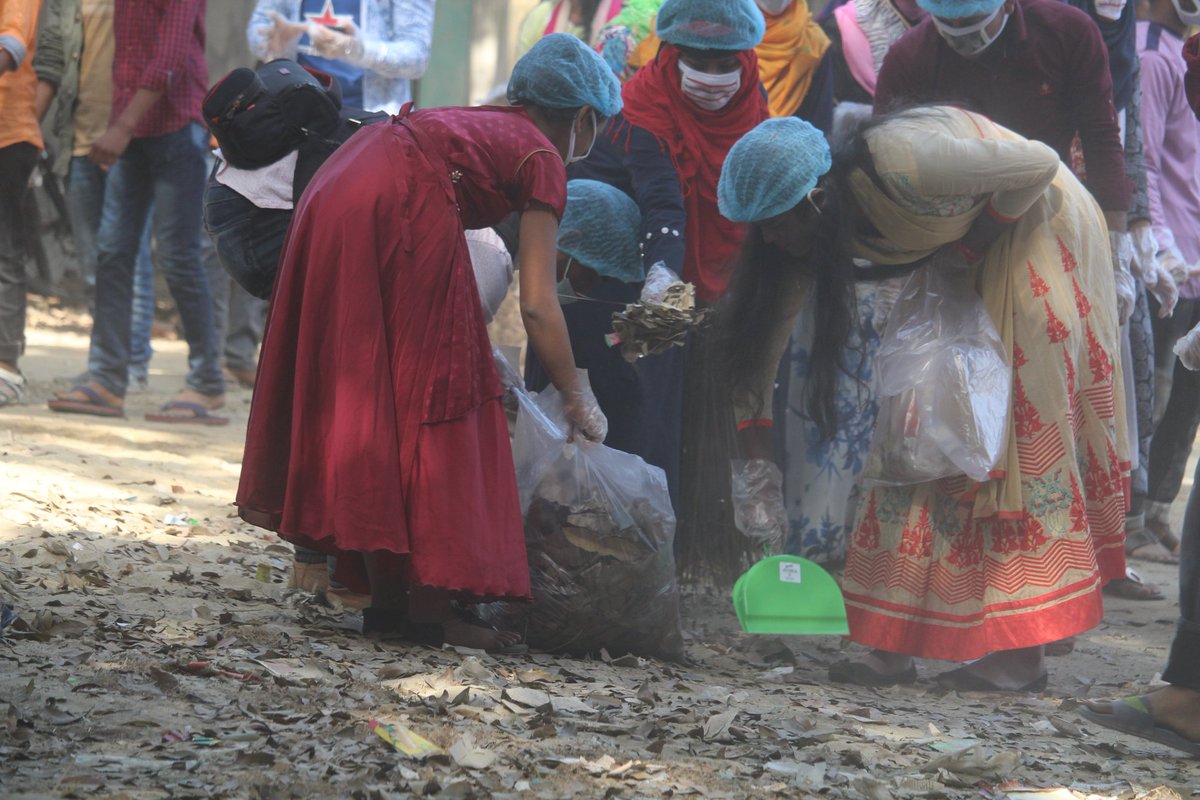 doel_haque561's tweet photo. # BD_Klin_Thakurgaon . BD Clean -
Today was held on 16/12/2012 Thakurgaon second event.
The dream to go ahead is no longer a dream .
#BD_Clean
#Dream_to_Clean_Bangladesh
# Clean_business_sleep
#Let_Cleanliness_Start_from_Me
# Cleanliness_start_hok_my_from
#Awareness
#Cleanliness https://t.co/wGdhPfGZ9J
