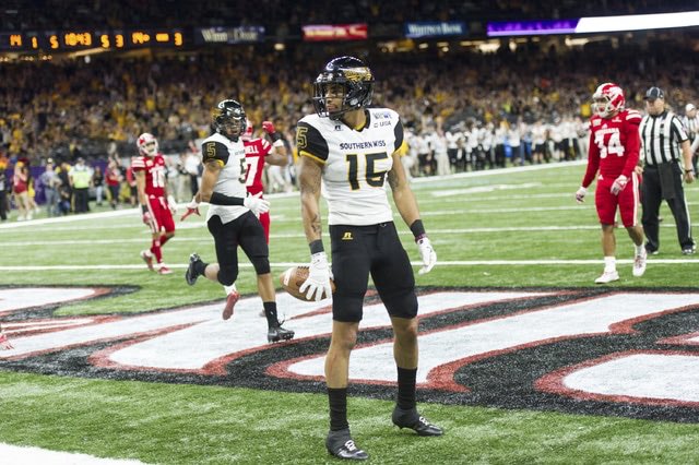 On this date in Southern Miss Football history (12/17/16), the Golden Eagles defeated the Louisiana Lafayette Ragin Cajuns 28-21 in the New Orleans Bowl. #SMTTT