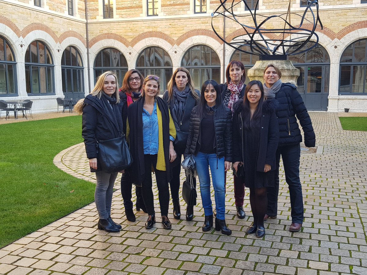 Top départ pour de nouvelles aventures... Genese #sudest #GRDF une équipe marketing qui regarde vert l avenir <a href="/ilhame_mkireb/">Ilhame MKIREB</a> <a href="/anglade_sarah/">Sarah Anglade</a> <a href="/SauvageEdouard/">Edouard Sauvage</a> @WLGaz @DSaussier <a href="/jeanlucCizel/">Jean-Luc Cizel</a> <a href="/HMALINAUD/">Hugues Malinaud</a> <a href="/Olimars13/">⭕️livier CAR⭕️N</a> @Grdf_EmilieBM <a href="/l_torregrossa/">leslie torregrossa</a> @laetnoe @FabienneJaumes