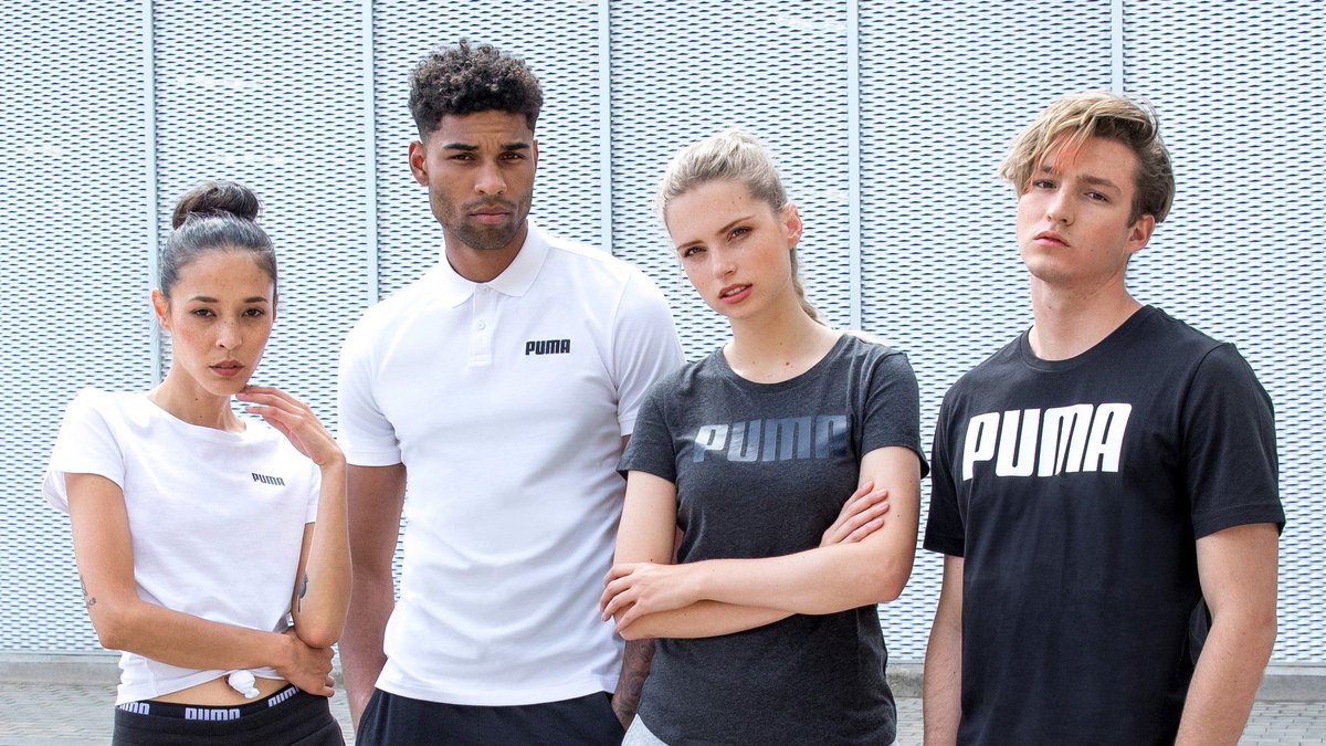 PUMASouthAfrica's tweet photo. Ke Dezemba 💃🏽! #MyPUMA fam, cop your holiday fits for less, with 25% off on selected items at any full priced PUMA store until 24.12.2018. Not a part of the fam? Don't miss out, simply click the link to sign up: https://t.co/zAagsJa59Z https://t.co/Evr1F4PSbq