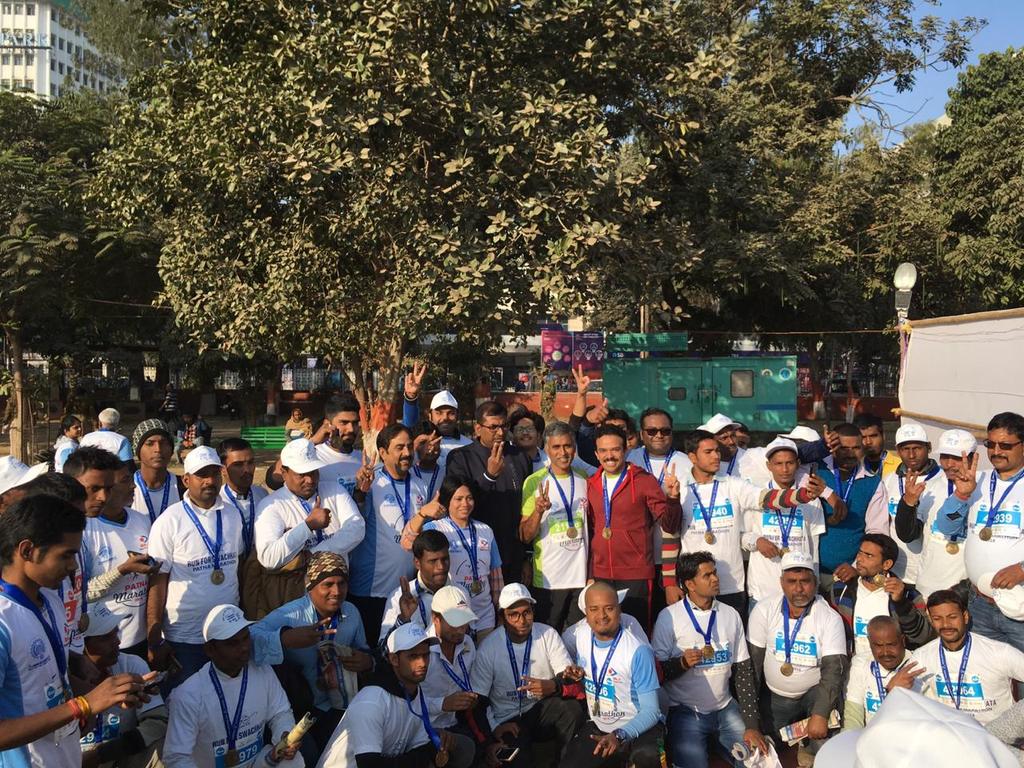 LSBA_Bihar's tweet photo. LSBA & Jeevika team running for Mission with ditermination #sachomatdaudo #runforbihar @swachhbharat @LSBA_Bihar @IPRD_Bihar @wash_institute @brlps_jeevika @paramiyer_ https://t.co/pGaZdtRR6D