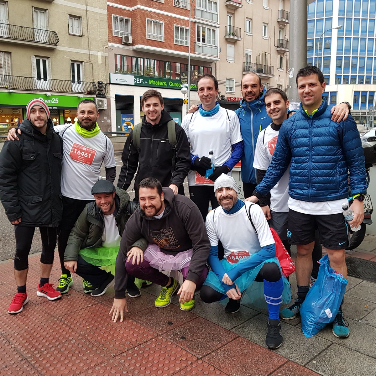Some of our Stratians ran yesterday at the #carreradelasempresas in Madrid. Thanks <a href="/santander_es/">Santander España</a> for organizing this race! #teambuilding