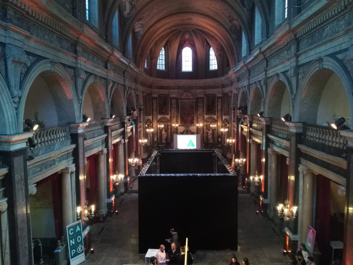 FrenchTechOneLS's tweet photo. En direct de #SUPERDEMAIN pour #SUPEREDTECH à la Chapelle de la Trinité à #Lyon ! Des ateliers, conférences, stands, démos autour de la #EdTech sur une journée dédiée. https://t.co/VKzYF9nlUy