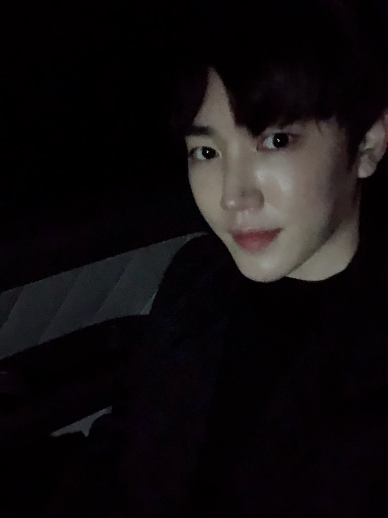 ntb_twt's tweet photo. [#효빈] 도착해따 ! 우리들의 큰형님 엘민이형(🥔)생일을 진심으로 축하하오🤭내일 엘민이형(🥔)의 생일 live가 있으니 많이 와서 축하해줘요 💕❄️                                그럼 모두들 내일��나요 ~🍟 https://t.co/HspmVm88TQ