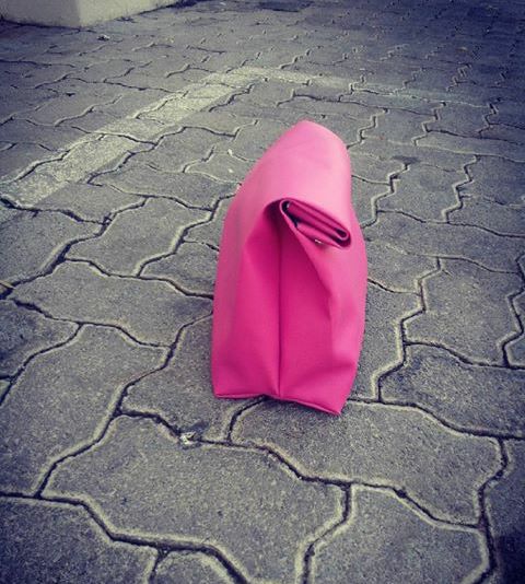GoitseThipe's tweet photo. Locally handmade faux leather #PaperBagInspired Clutchbags for only P200 https://t.co/5ZBzzHY0vb
