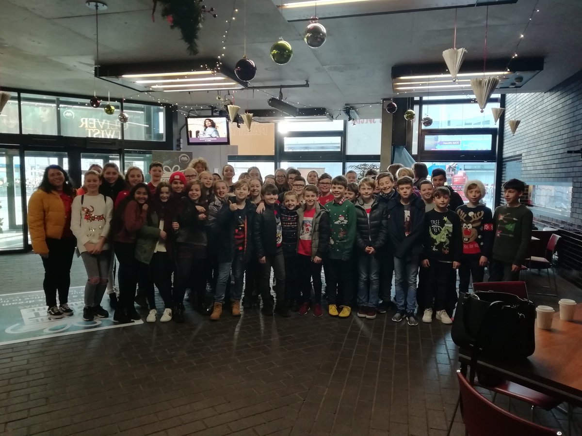 Tranby_school's tweet photo. Year 7 students enjoyed a visit to @HullTruck on Friday to see Oliver. One of our students is performing in the show, but year 7 Oscar enjoyed Friday's performance with his year group. #Oliver #Christmas #HCSYear7 #HullTruckTheatre https://t.co/PLZAhE7HUj