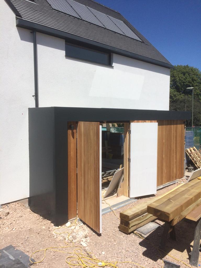 guttercareuk's tweet photo. Recent Job In #Winchester Completed by @guttercareuk
Front #BayWindow Surround, #Garage #Fascia and
I-Beam Cover
#Guttercareuk #RooflineSystems #Guttering #Specialists https://t.co/F2cdbHAlil