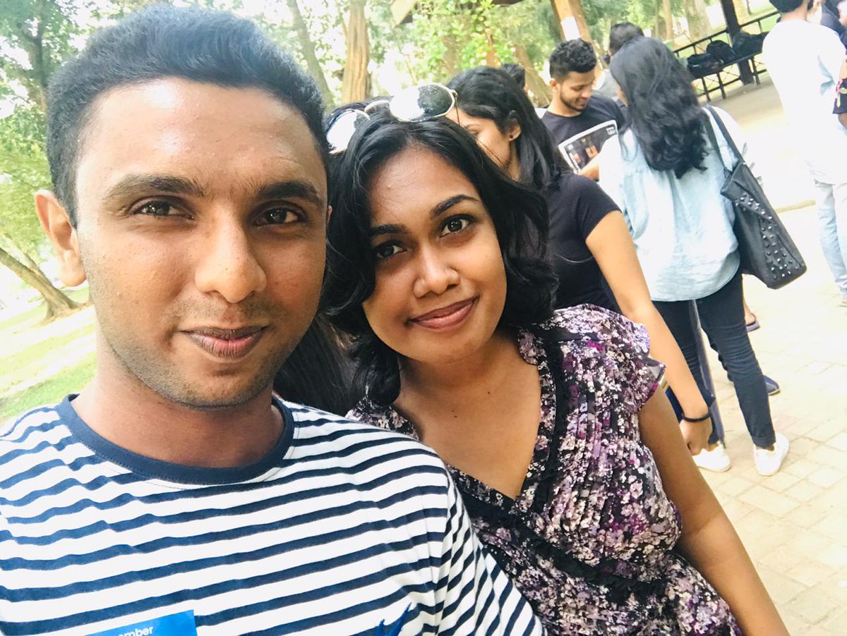 chamikacme's tweet photo. #DecemberMeetUp #SetEka❤️ https://t.co/ZyCLGL1Kus