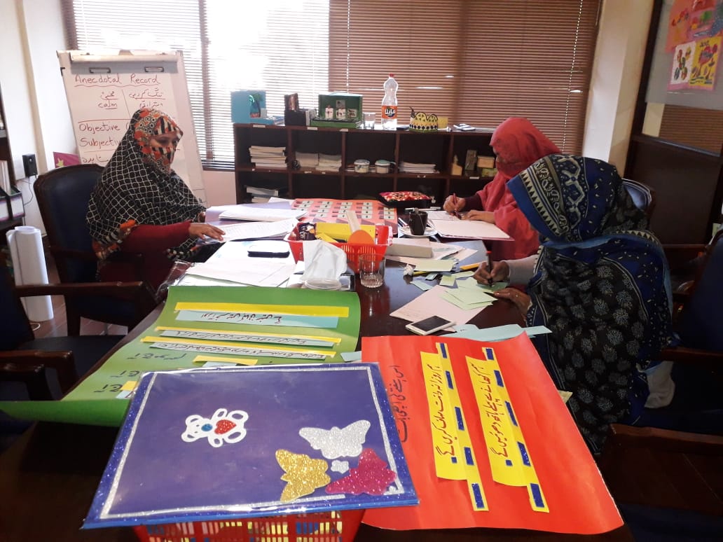 ParwaanPakistan's tweet photo. Capacity Building of (3rd Cohort) Entrepreneurs on Social Entrepreneurship and Early Childhood Development under Parwaan Preschool- A School Readiness Programme in Islamabad Capital Territory (ICT).
#Entrepreneurship 
#EarlyChildhoodEducation https://t.co/ZKK89M4JA3