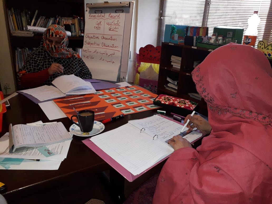 ParwaanPakistan's tweet photo. Capacity Building of (3rd Cohort) Entrepreneurs on Social Entrepreneurship and Early Childhood Development under Parwaan Preschool- A School Readiness Programme in Islamabad Capital Territory (ICT).
#Entrepreneurship 
#EarlyChildhoodEducation https://t.co/ZKK89M4JA3