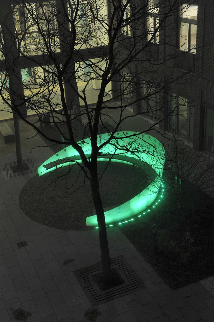 SamsonUE's tweet image. A warm, welcoming glow plus a fuzzy christmassy feeling at this time of the year, evoked by the bespoke bamboo lights designed by @stijlgroep   They put an inviting, soothing, sensory landscape into the heart of this hospital in Rotterdam. 

#hospitality #identity #ontmoeten