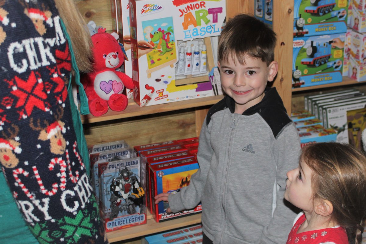 'Hers is better than mine!' Say goodbye to sibling squabbles. 
At Walby's SANTA EXPERIENCE, your child can choose their own 🎁gift🎁 from the Toy Shop - and it's INCLUDED in the price of every paying child's ticket. 
☃️Merry Christmas, everyone! ☃️walbyfarmpark.co.uk/Twittertickets