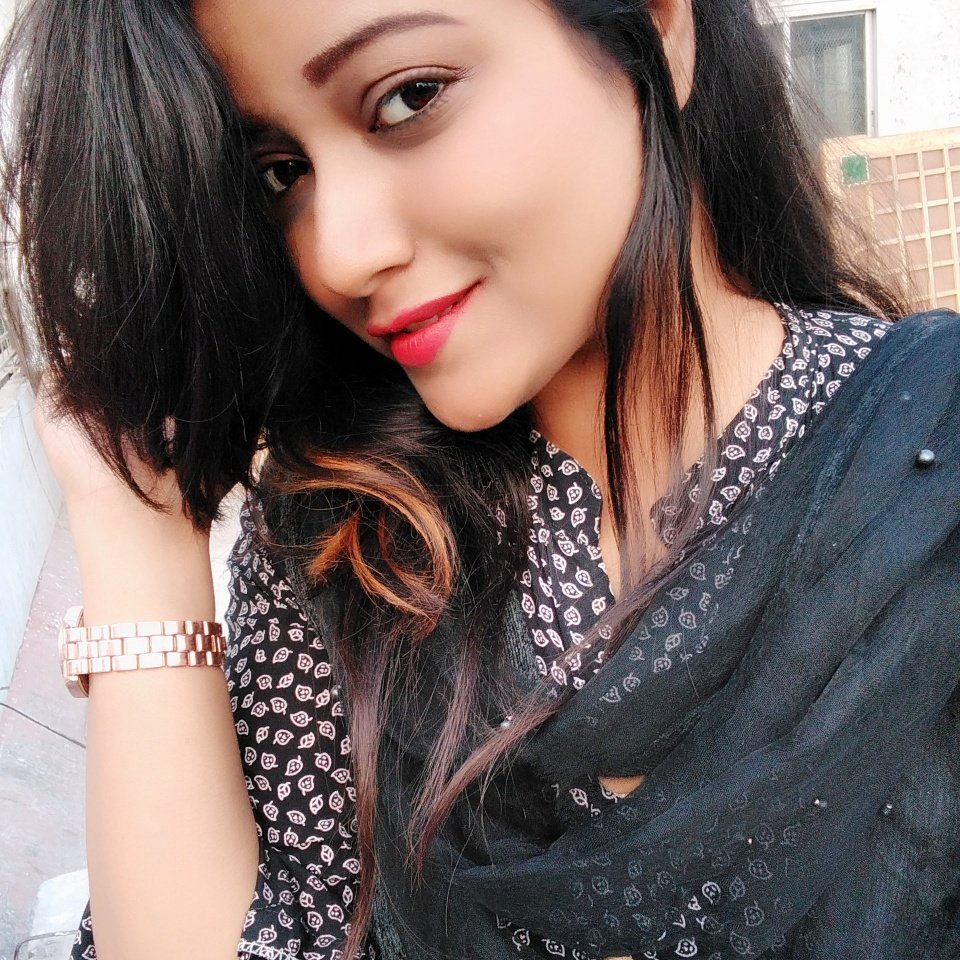 FariaMahjabin1's tweet photo. #NewProfilePic https://t.co/NRaOVi05qe