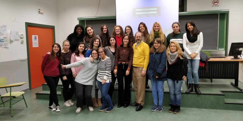 ortigosa's tweet image. #psocial M2. Class is over