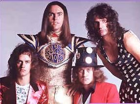 On this day in 1973  Slade were at No.1 on the UK singles chart with 'Merry Xmas Everybody' their sixth chart topper. It has been released during every decade since 1973, and has been covered by numerous artists. In a 2007 poll it was voted the UK's most popular Christmas song.😀
