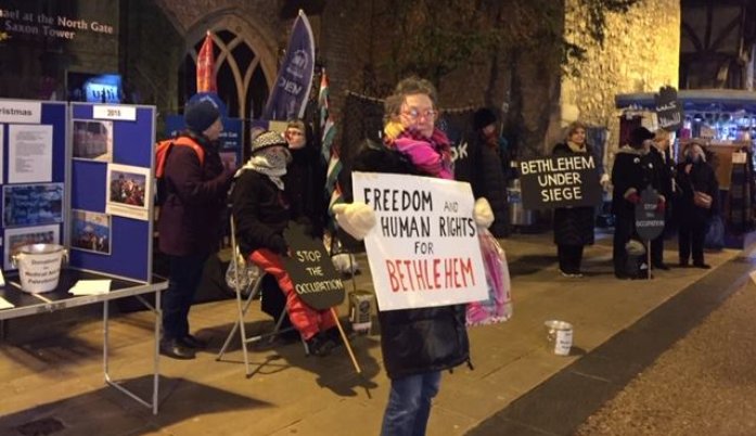 nowoxford's tweet photo. "O broken town of Bethlehem..." Pal-ternative carols in #Oxford this #Christmas - carols sourced by @nowoxford, @SeaGreenSingers, @OxfordPSC &amp; more! 🕊️🎶Thanks to the generosity of passers-by we raised £148.61 to supprt the vital work of @MedicalAidPal 🇵🇸  https://t.co/Q5lqLDp1G6 https://t.co/hw2CU3pMgv