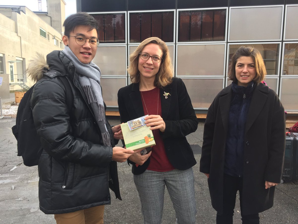 BusinessIn_ch's tweet photo. Merci à #pronoo @Swiss_Living et @smartlivinglab d’avoir accueilli des étudiants de #Singapour gagnants du national #environment award durant leur #cleantech tour de #Suisse https://t.co/IyWG6GDLld