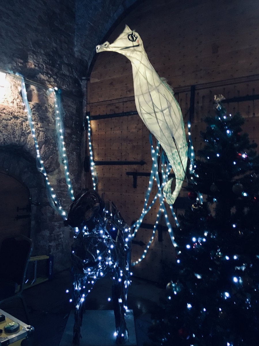 Christmas By The Sea tweet media