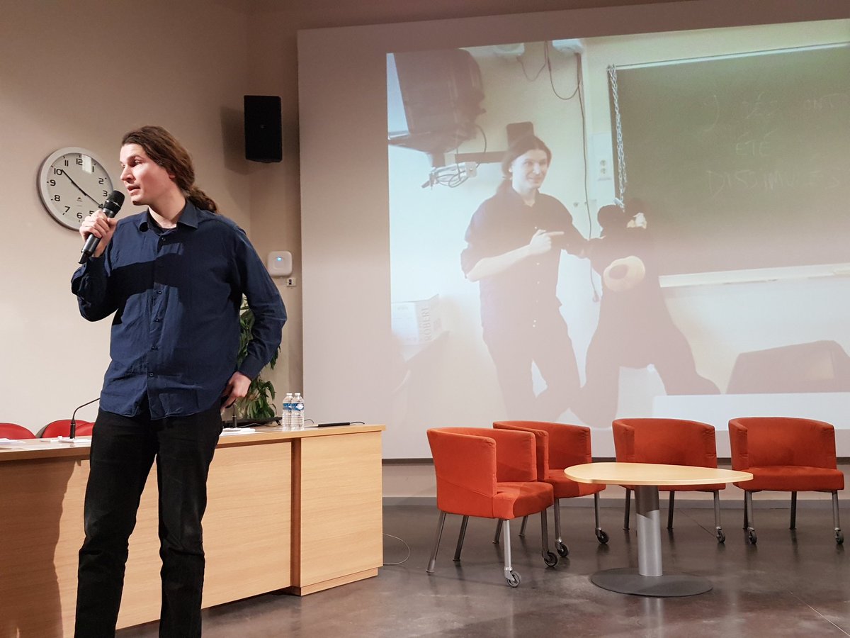 Colloque Serious Escape Game 2018 #seg_2018  Pierre Cardascia nous fait un flamboyant plaidoyer pour la libération  de la narration dans les SEG. Créer des narrations solides plutôt que des analyses techniques. "Libérez l'ours Gustave", "éloge de la rature".