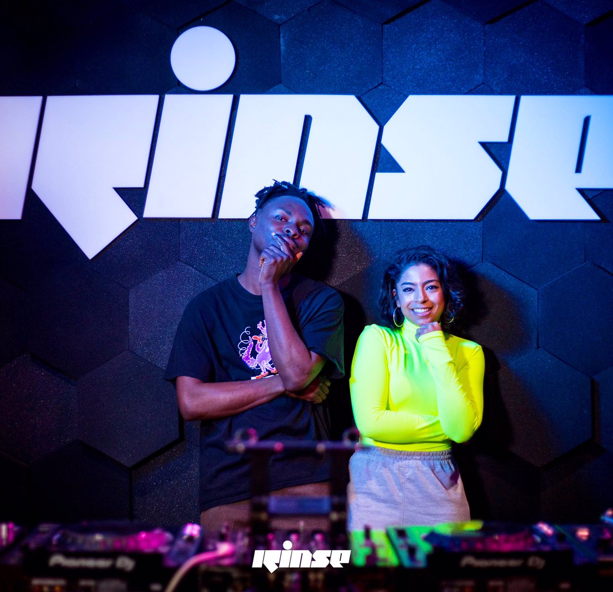 BecauseJyoty's tweet photo. To be with someone you love or with someone who loves you.. with @Azekel . Plus a tingling live version of ‘Don’t Wake The Babies’ and @LionLBK on guest mix duties. This @RinseFM show was a beast. https://t.co/zherTHLmqL. #azekel #jyoty #rinsefm #radio #ourfather #london https://t.co/luGDnM71qX