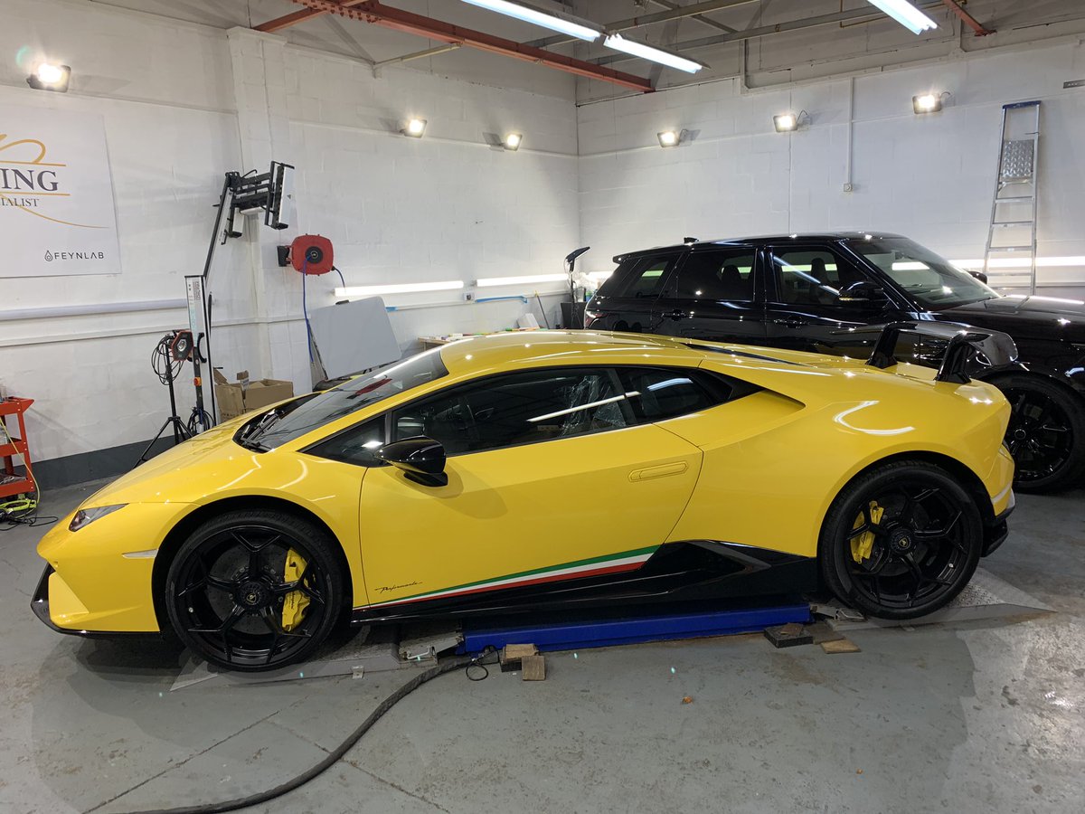 ARDetailing1's tweet photo. Lamborghini huracan performante following Xpel ultimate paint protection film. #detail #detailing #car #cardetailing #xpel #lamborghini #huracan #performante #yellow #carbon #glasgow https://t.co/oulUqc0DfR