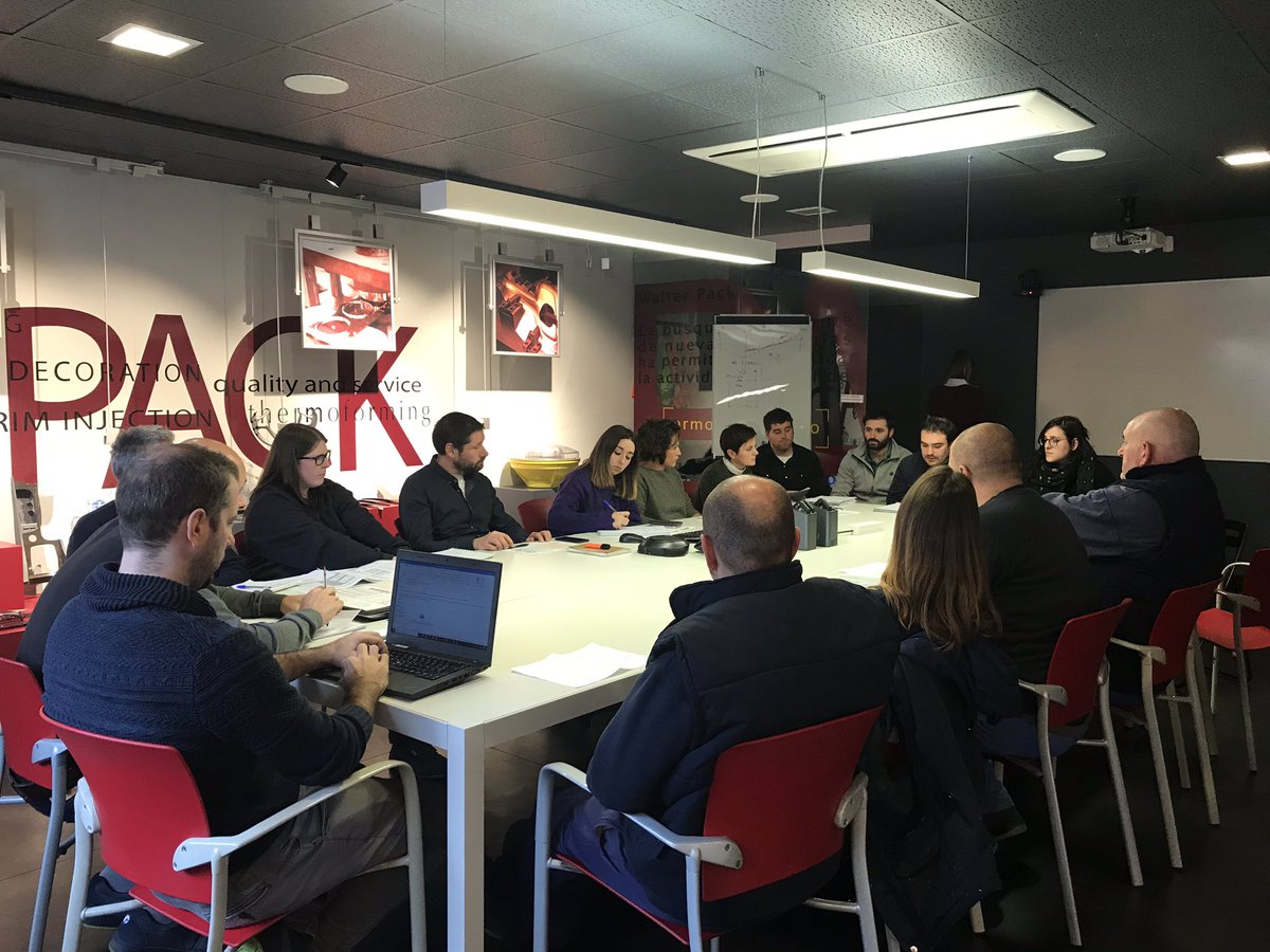 NERbyK2K's tweet photo. En #WalterPack, documentando reunión de compromiso para poder contarlo en formato vídeo.
#nerbyK2K https://t.co/kemb1LnfJk
