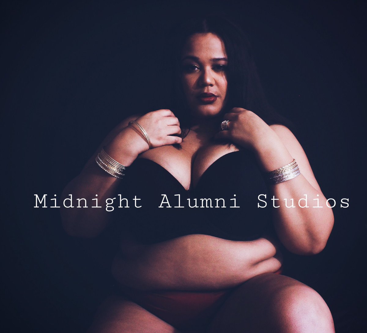 StudiosAlumni's tweet photo. #plussizemodels #plussizefashion #plussizes #bbwmodel #BlackTwitter #BlackGirlMagic #BLM #modeling #photography #photoshoot #bbw https://t.co/OqlyEDTK1q