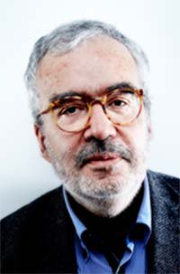 BienvenueClubFC's tweet photo. La langue comme "mère de la pensée"... Karl Kraus, un penseur du déclin dans une Vienne jugée "apolitique"... A 12h55 sur @franceculture ! Avec Jacques #LeRider, biographe de Kraus @EditionsduSeuil et David #Lescot qui a mis en scène "Les Derniers Jours de l'Humanité" @ComedieFr https://t.co/Eb6udetdGF