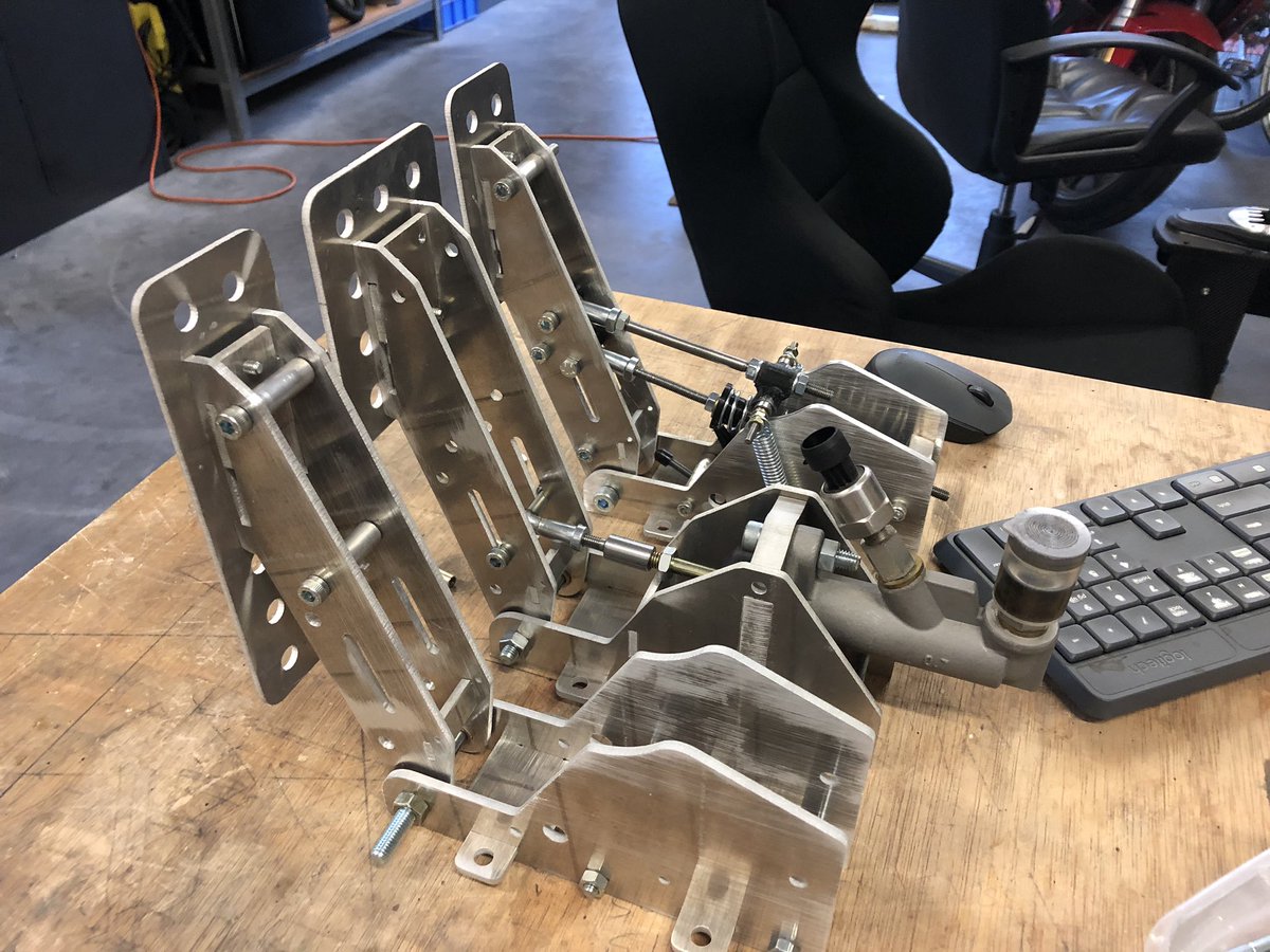 simnutter's tweet photo. #simracing #simpedals bit of work still to go https://t.co/qI49u6hXQo