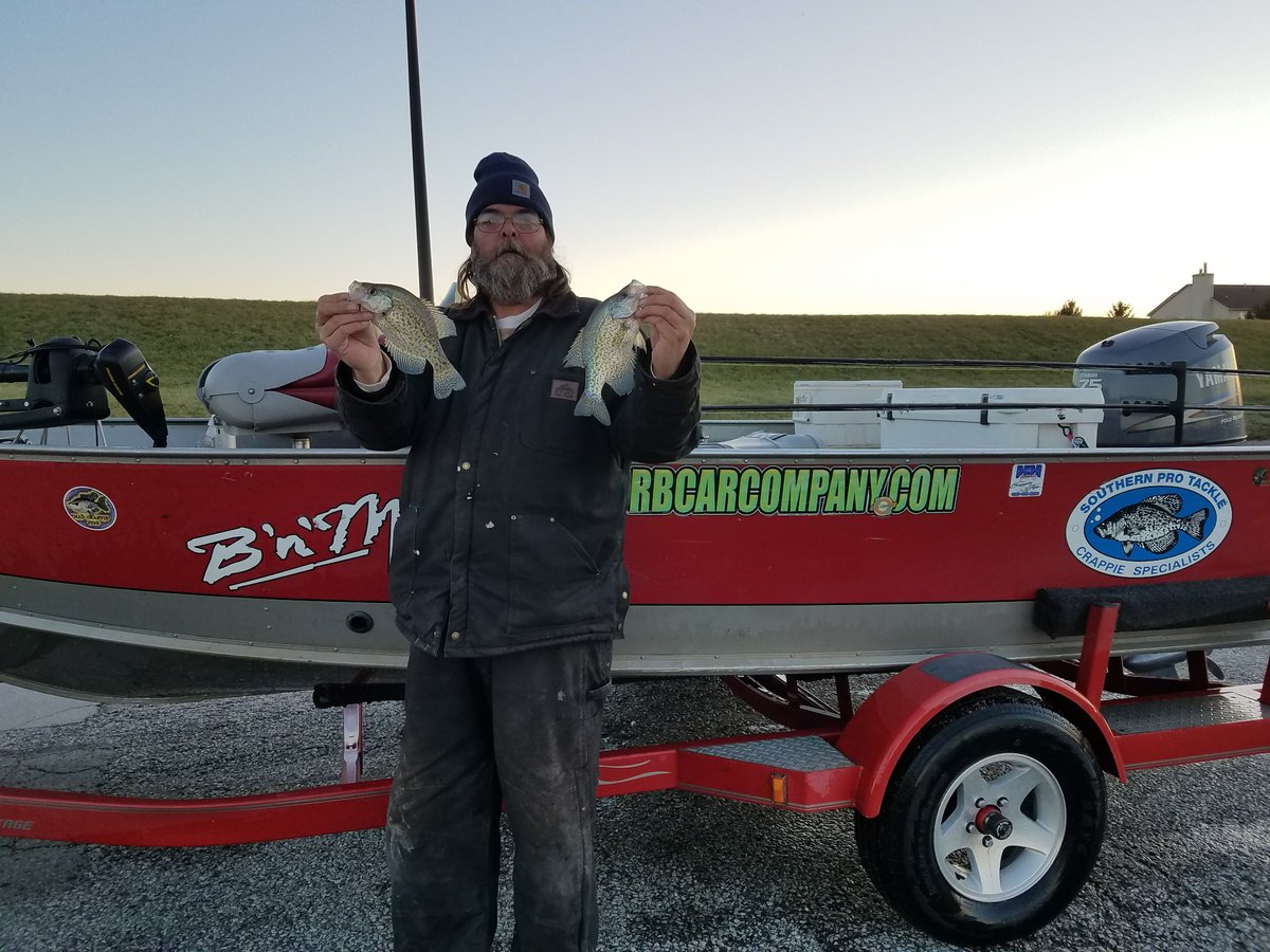 JamesLasswell's tweet photo. Long time friend and trash hauler kelly Rinker out with me sunday having fun and talkn trash. #trashlife https://t.co/YaE4RbgnrV