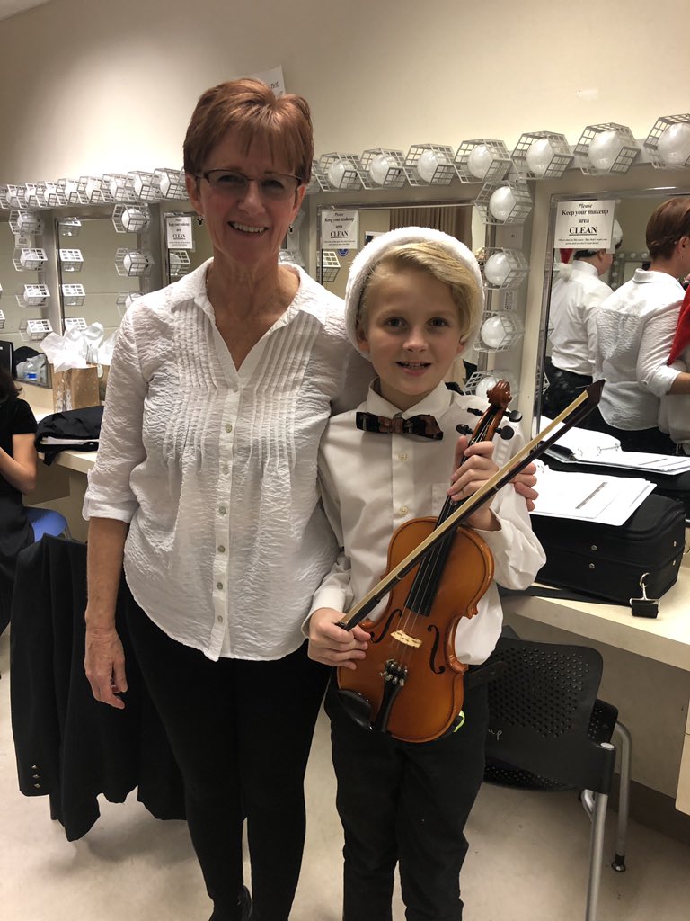 Geeky_Lana's tweet photo. Concert time! 3rd show and final show of the month - this round with VVC String Choir! #violinist #violin #youngviolinist #StringChoir #stringsensemble https://t.co/YSd7BxUF6o