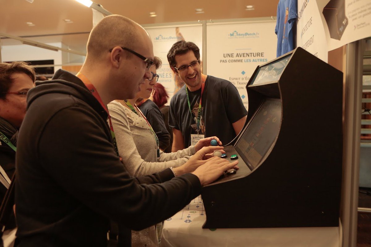 [#article🗞️]
Pour le <a href="/DevfestToulouse/">DevFest Toulouse</a>, on s'était amusé à coder et construire une borne d'#Arcade. 
Ça vous intéresse de savoir comment on a fait ?
<a href="/alexandre_del31/">Alexandre DELATTRE</a> nous dévoile une grande partie du secret.
➡️monkeypatch.io/2018/12/16/TIC…
#RetroGaming #coding #TIC80
(3 minutes read)