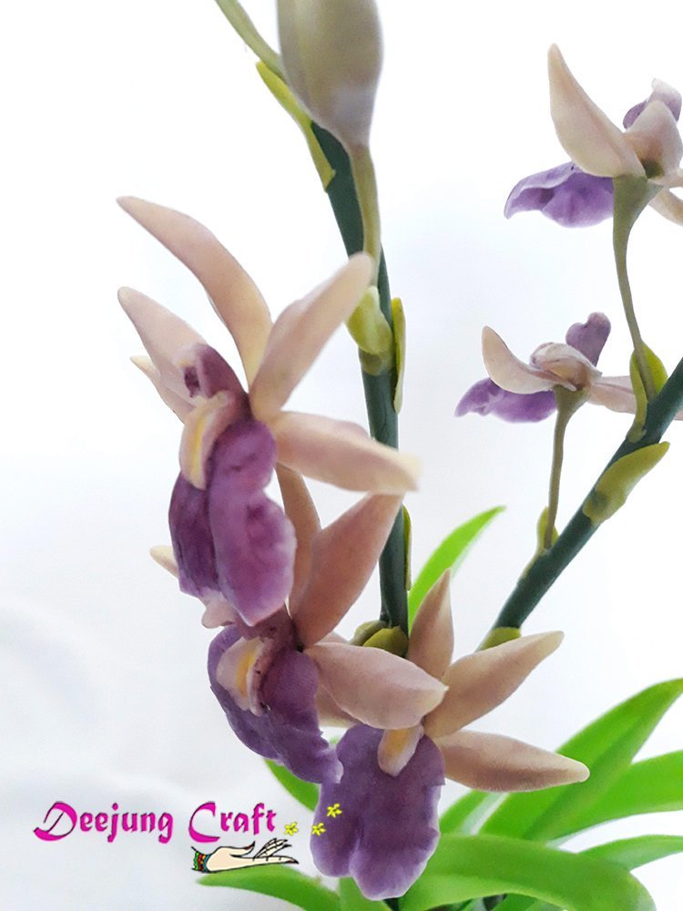 DeejungC's tweet photo. my #etsy shop: Zygopetalum-Sculpted Flower #purple orchids #orchid #polymerclay #homedecor #livingroom #officedecor #handpaint #handmadeorchid #craft #orchidlover #orchidtoday https://t.co/bkPn2DDwnp https://t.co/xchfue2C7X