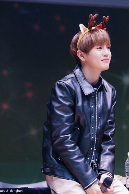 incle96pp's tweet photo. งื้ออออ สร้างเรือเองสุดๆ 😂😂
#Gyeomhun #กยอมฮุน https://t.co/fnIdNjhqQe