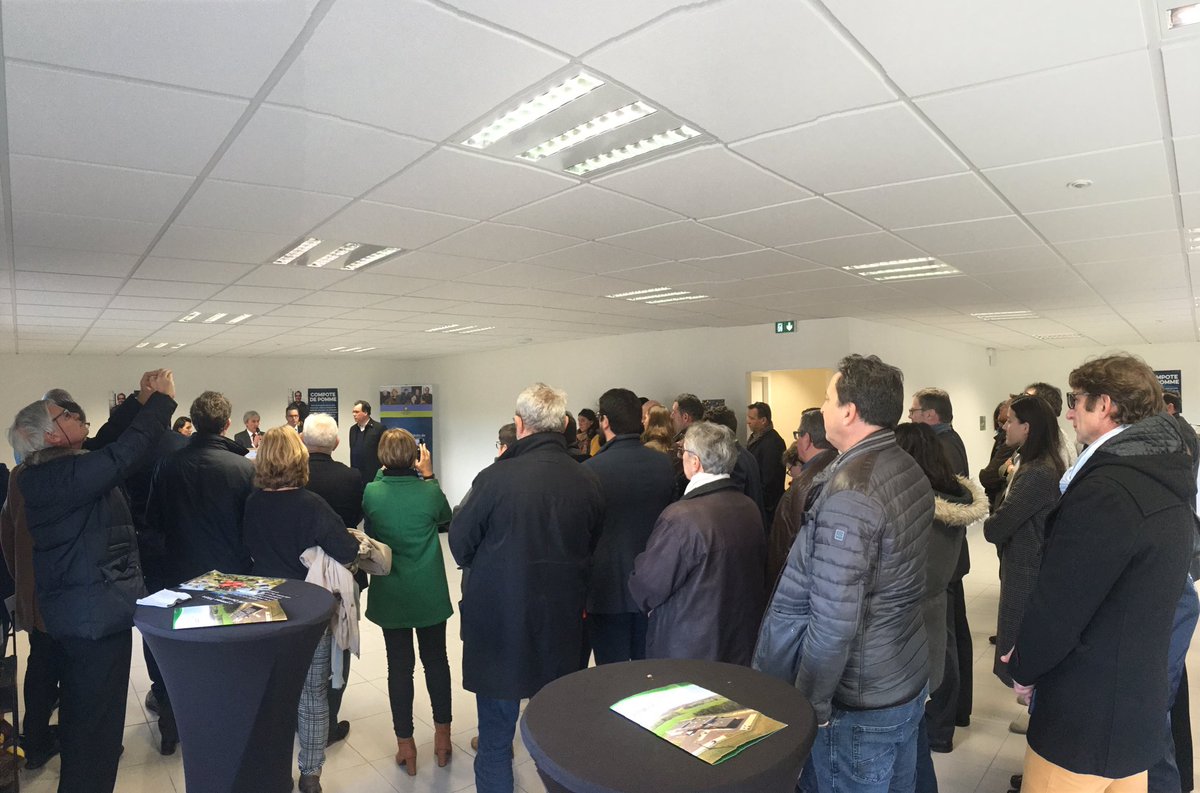 j_saintraymond's tweet image. Inauguration de l&apos;atelier de transformation de fruits #Elabor construit par @gautiercharlie au service des arboriculteurs du sud Sarthe. Un levier de valorisation des 🍎🍏 en partenariat avec @GroupeCarrefour #FQC en route vers la certification #IFS et #Vergersécoresponsables