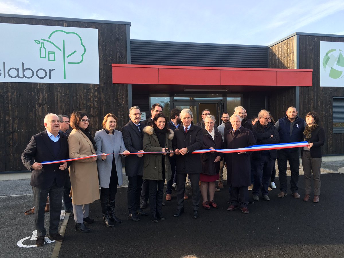 j_saintraymond's tweet image. Inauguration de l&apos;atelier de transformation de fruits #Elabor construit par @gautiercharlie au service des arboriculteurs du sud Sarthe. Un levier de valorisation des 🍎🍏 en partenariat avec @GroupeCarrefour #FQC en route vers la certification #IFS et #Vergersécoresponsables