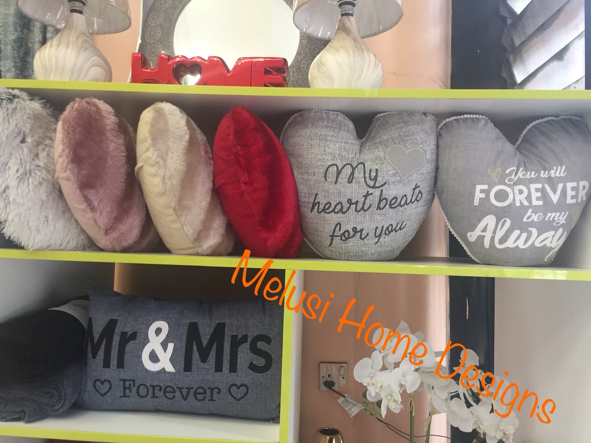 MelusiDesigns's tweet photo. Get into the right mood for you and your loved one this festive season by getting your favourite person one of these heart-warming cushions😍😍💚visit our shop or simply call 0771490402 to order https://t.co/pw0uY00RiU