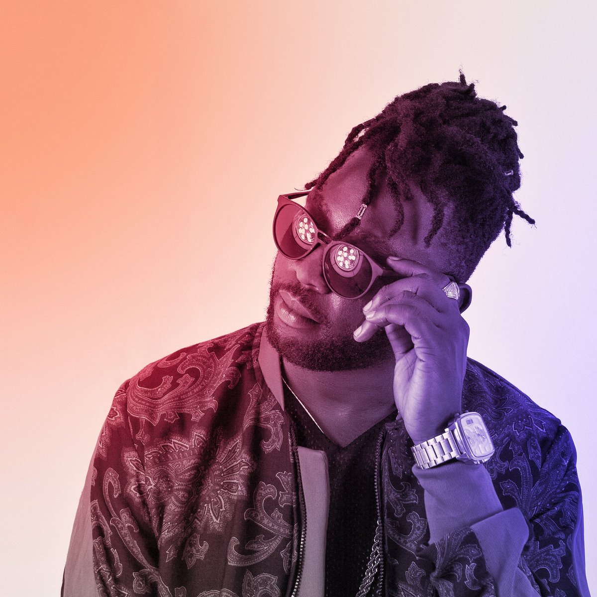 JBreezyBeat's tweet photo. Bonne semaine colorée à vous !
On continue de savourer le clip du moment ▶ https://t.co/nzmN4SEX3T
#Okafou #BoyFé #JBreezy #SPDirector https://t.co/NolP9PahKY