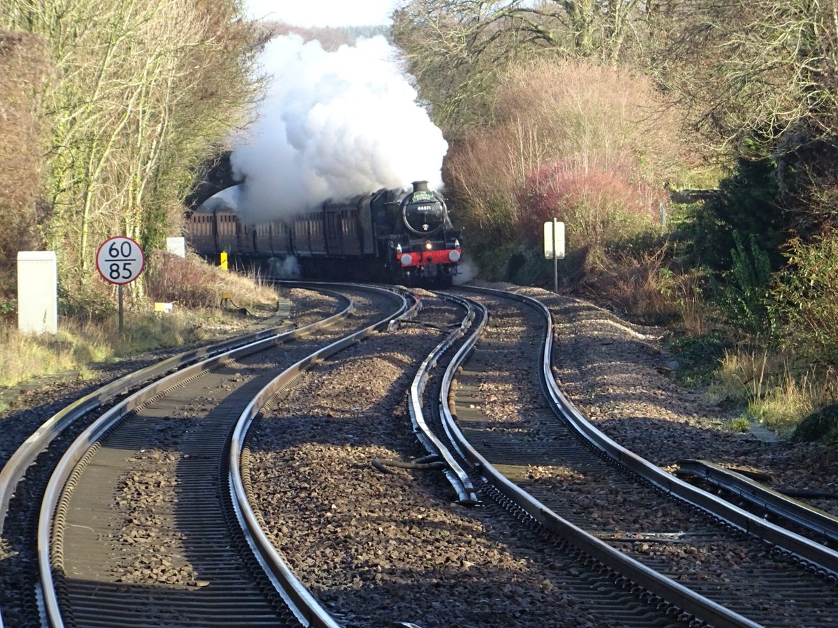 Pentahawk's tweet photo. What a wonderful sight!!! - A Steam Train (Black Five 44871) passing thru Rowlands Castle en route to #Yeovil this morning. @Steam_Dreams @steamtrainphots #steam #steamlocos #CathedralsExpress #Locomotive https://t.co/5KuxfMqrGP