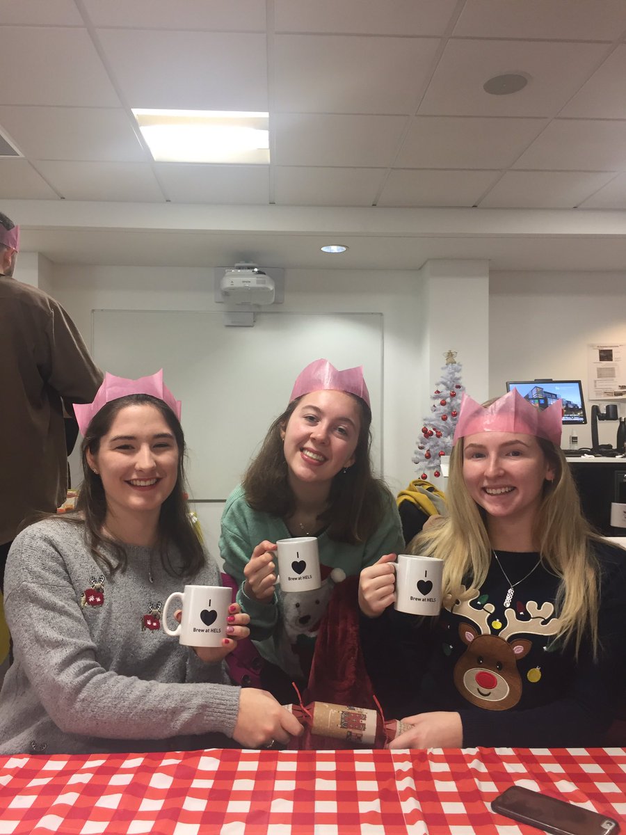 eveminnsSLT's tweet photo. A lovely end to the year at #BrewatHELS ! Cake, crackers and a cuppa, couldn’t ask for anything better 🎄 https://t.co/wWHZFFAbto