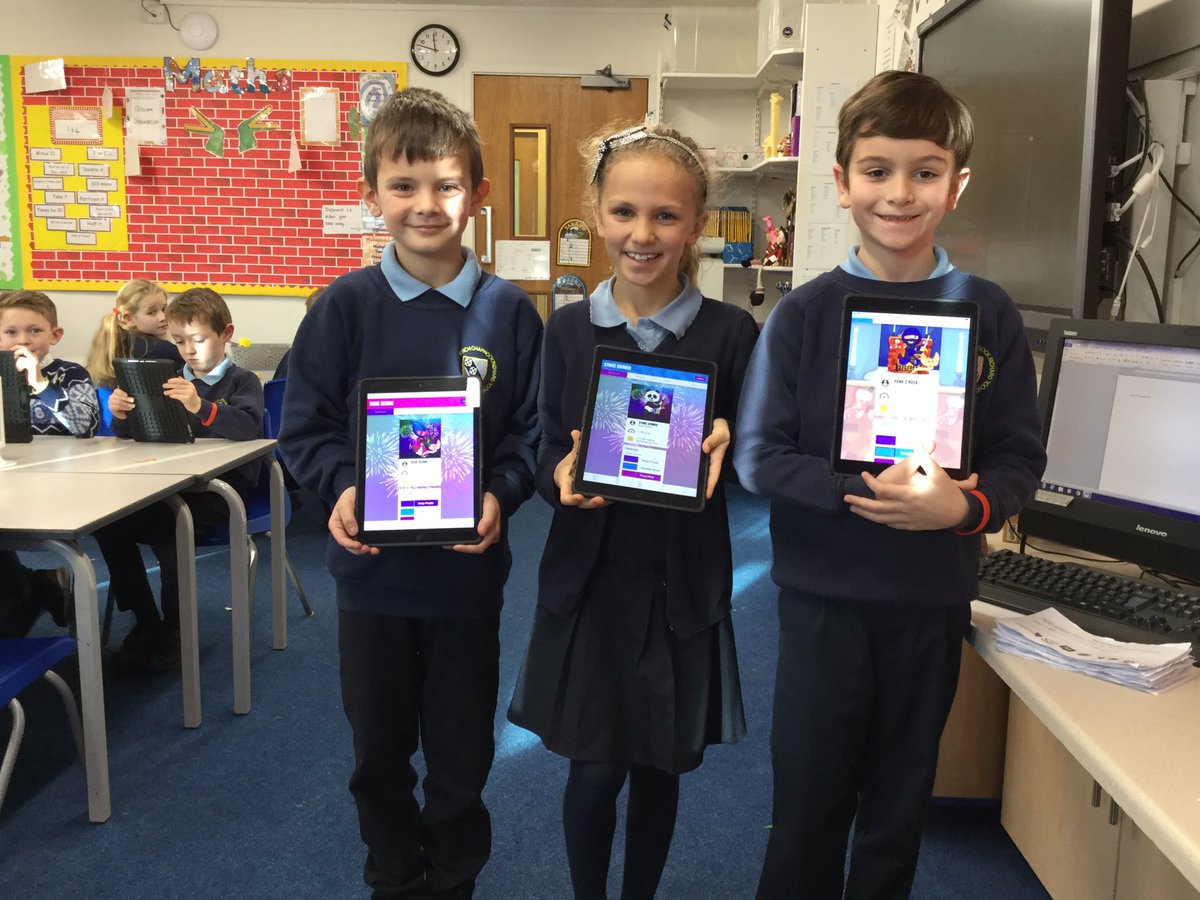 CCCRPrimary's tweet photo. We have 3 Rock Legends in year 3! #soproud #yougoguys https://t.co/4maffS7ZeQ