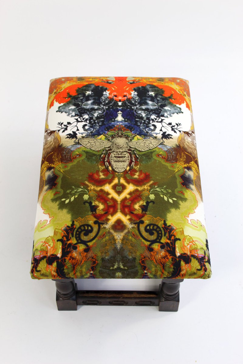 TBeasties's tweet photo. So today up for grabs in our Stool Advent Calendar is Day 16th and 17th Stools - TB Adjustable Honey Bee Grand Damask Stool and the Small Brush Stroke Honey Bee Stool.
#stooladay #advent #adventcalendar #christmas #stools #furniture #fabric #colour #design #timorousbeasties https://t.co/kOhNDchC60