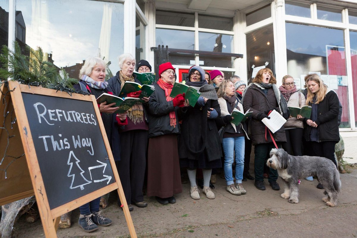 AidBoxCommunity's tweet photo. HUGE shout out to everyone who came to the hub last week & sang, (many from Cotham Parish Church) & made it a wonderful occasion, such glorious voices! It was on @itvwestcountry @bbcrb!🎄🎼
@ThangamMP #thangham #refutree
Photo credit: Barbara Evripidou / @FirstAvenueUK ❤️ https://t.co/VQHnuQmKEE