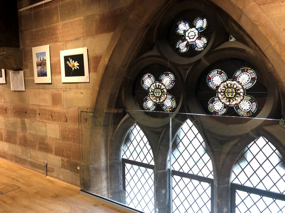 StaffordshireCC's tweet image. How beautiful is the new #LichfieldLibrary in @StMsLich? It's open today to take a look. @StaffsLibraries 📚⛪️