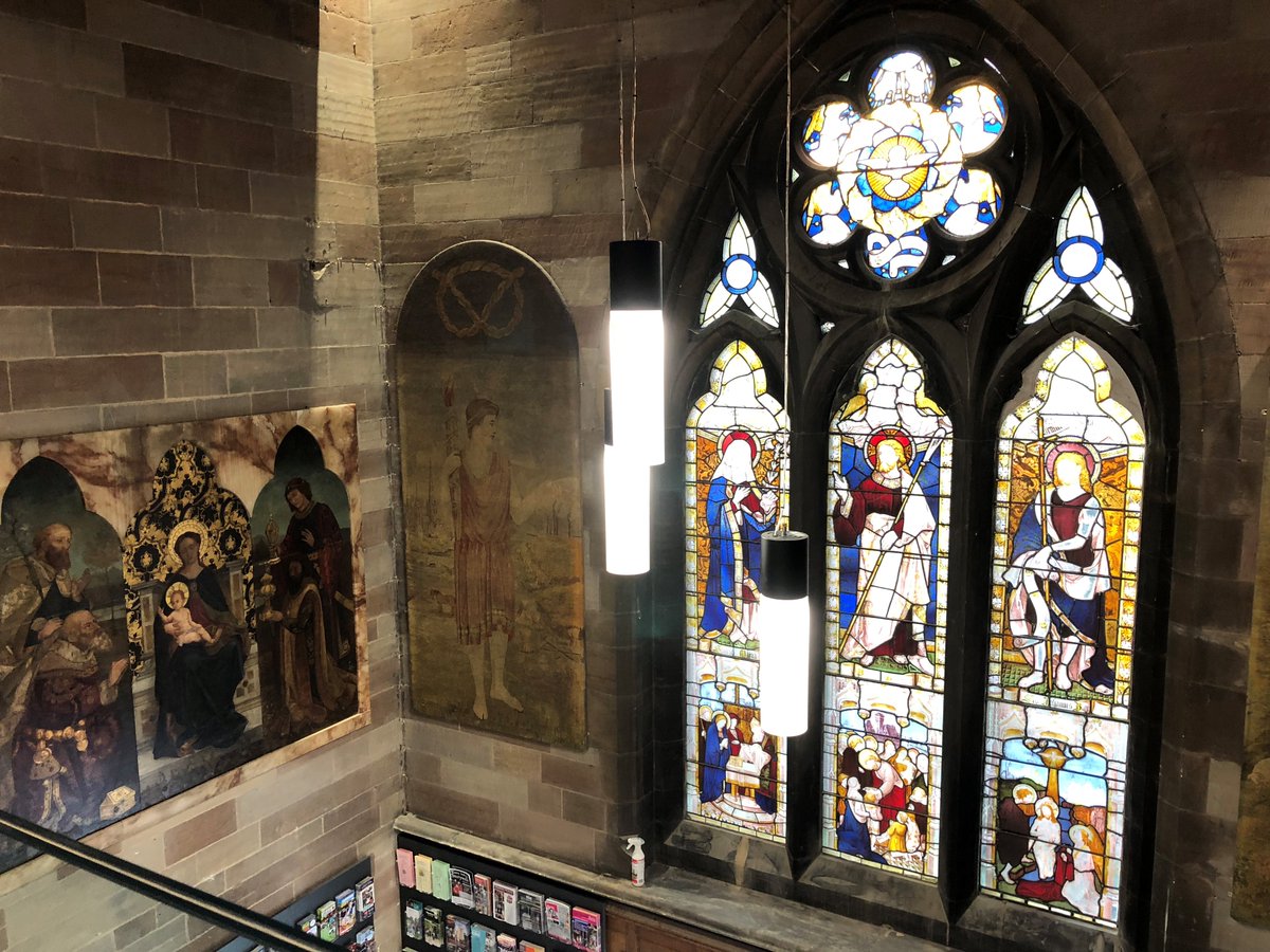 StaffordshireCC's tweet image. How beautiful is the new #LichfieldLibrary in @StMsLich? It's open today to take a look. @StaffsLibraries 📚⛪️